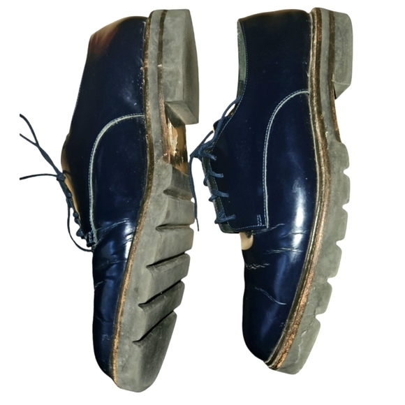 Stuart Weitzman Metro Lace Up Oxford Shoes - Picture 4 of 12